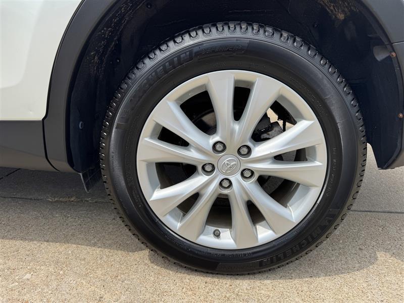 Toyota RAV4 Limited FWD 2013