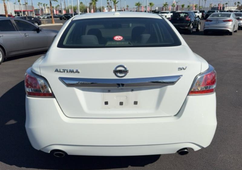 Nissan Altima 2.5 SV 2015