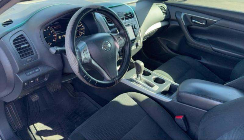 Nissan Altima 2.5 SV 2015