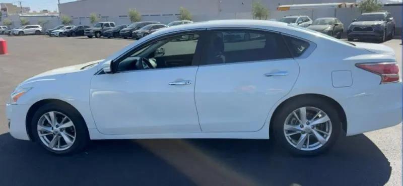 Nissan Altima 2.5 SV 2015