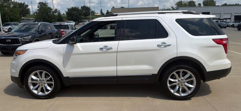 Ford Explorer XLT 4WD 2011
