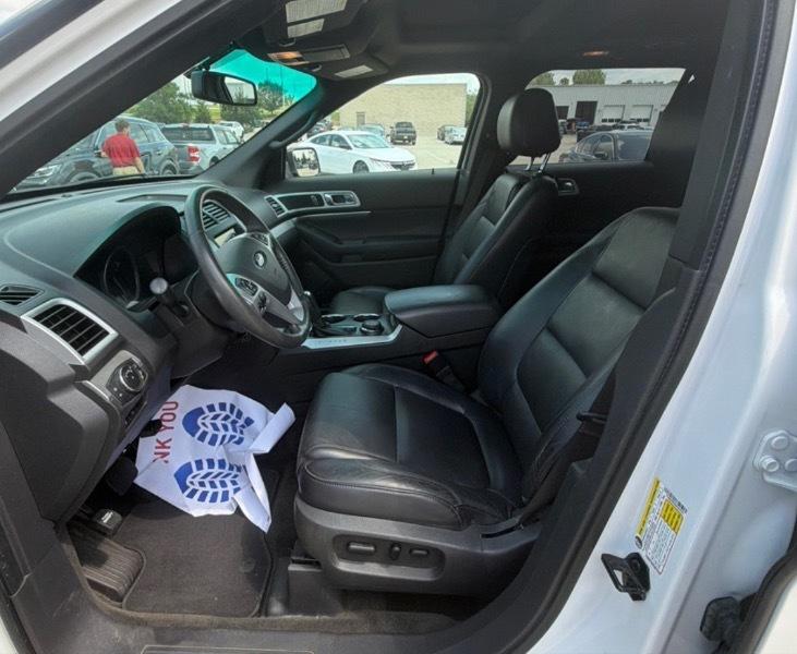 Ford Explorer XLT 4WD 2011