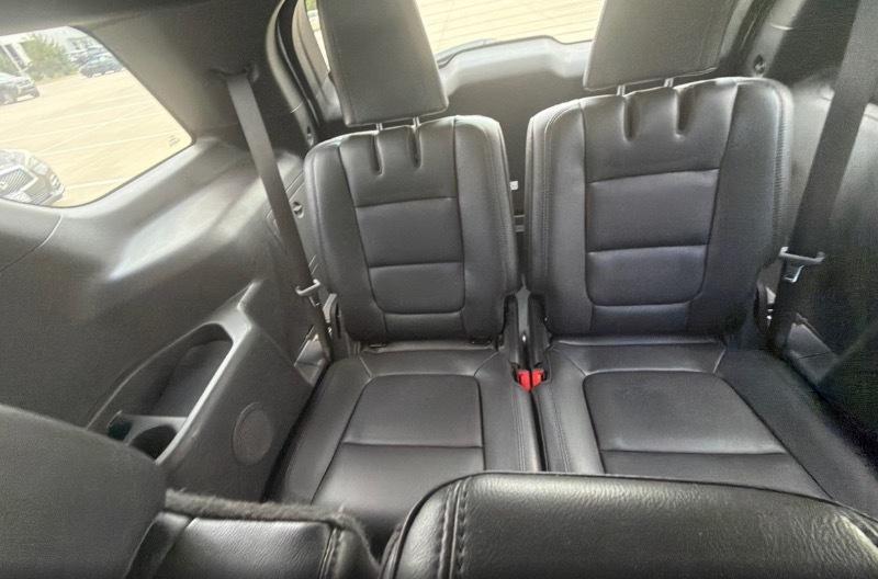 Ford Explorer XLT 4WD 2011