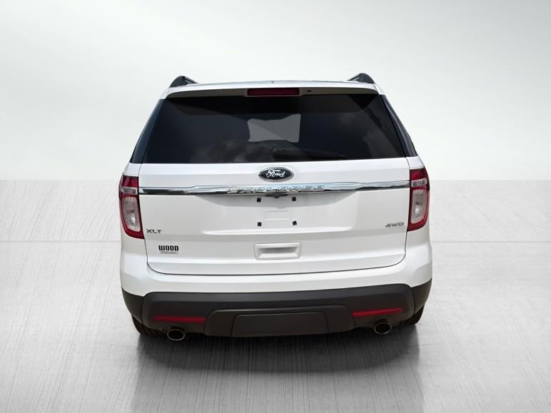 Ford Explorer XLT 4WD 2011