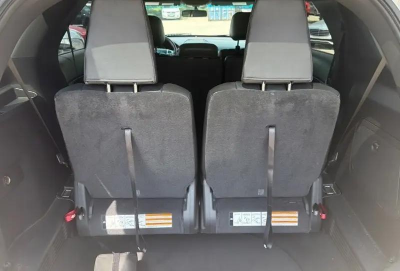 Ford Explorer XLT 4WD 2011