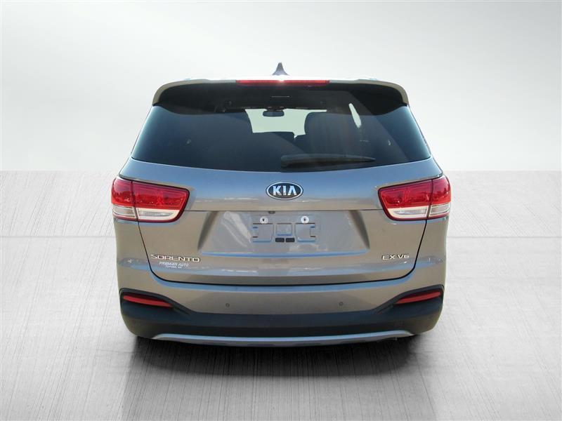 Kia Sorento EX V6 FWD 2017