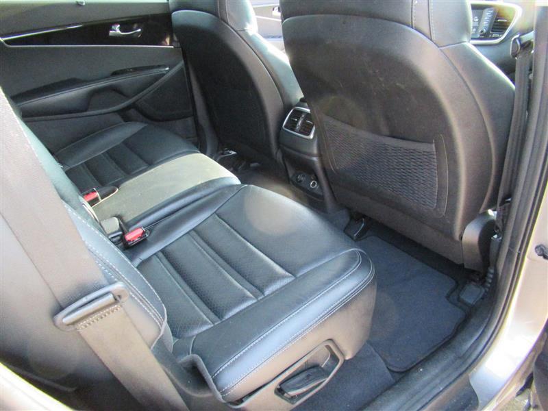 Kia Sorento EX V6 FWD 2017