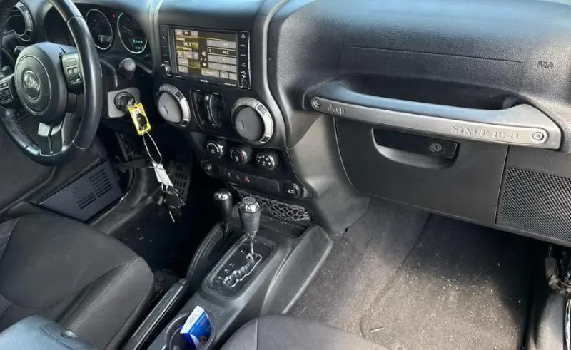 Jeep Wrangler Unlimited Sport 4WD 2017