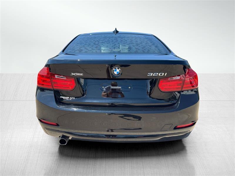 BMW 3-Series 320i xDrive 2015