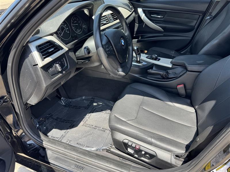 BMW 3-Series 320i xDrive 2015
