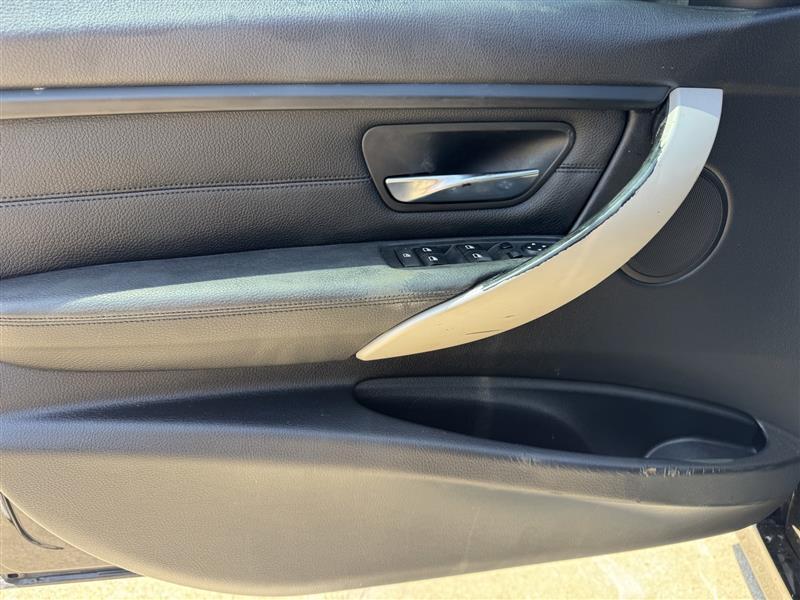 BMW 3-Series 320i xDrive 2015