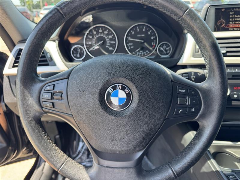 BMW 3-Series 320i xDrive 2015