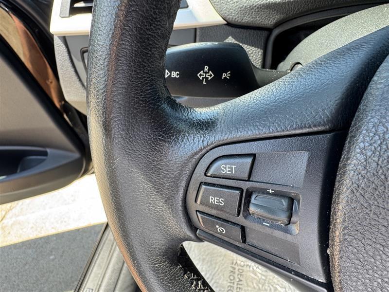 BMW 3-Series 320i xDrive 2015