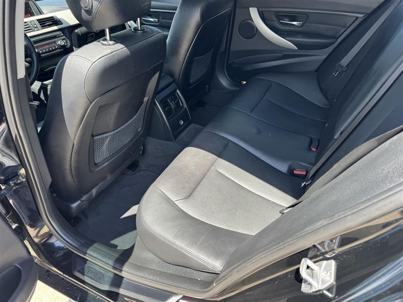 BMW 3-Series 320i xDrive 2015