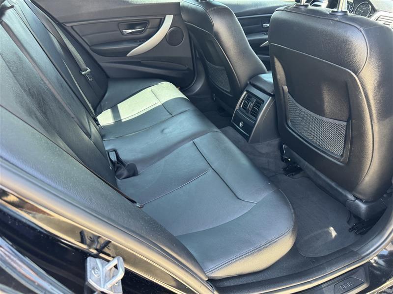BMW 3-Series 320i xDrive 2015