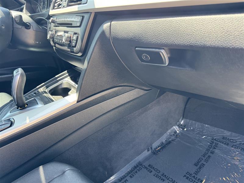 BMW 3-Series 320i xDrive 2015