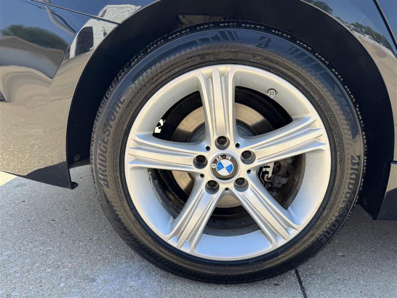 BMW 3-Series 320i xDrive 2015