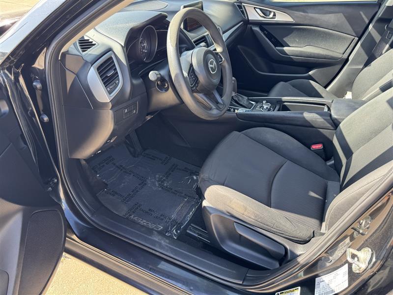 Mazda MAZDA3 Sport 4D Sedan 2017