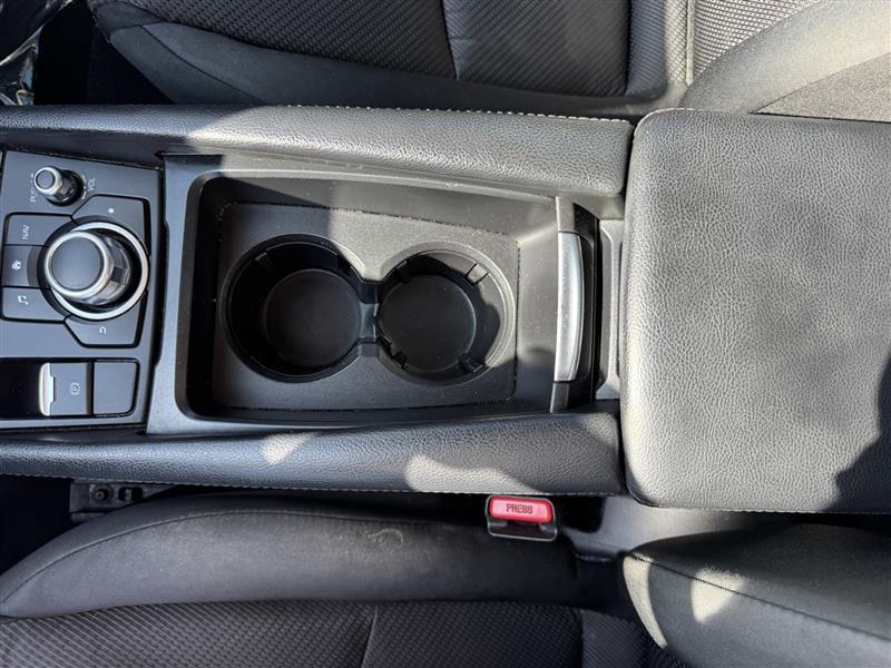 Mazda MAZDA3 Sport 4D Sedan 2017