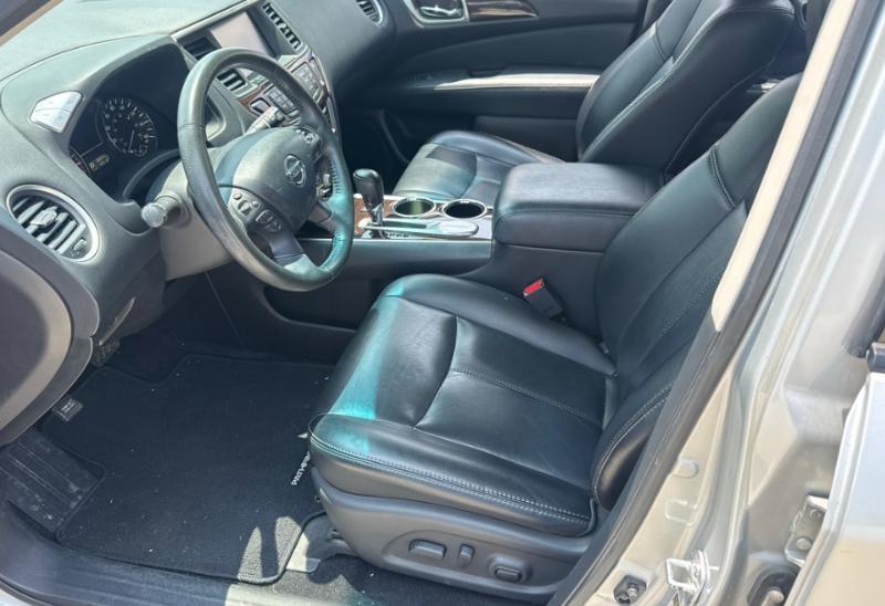 Nissan Pathfinder SL 2015