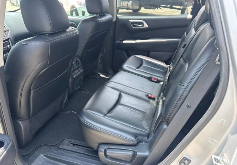 Nissan Pathfinder SL 2015
