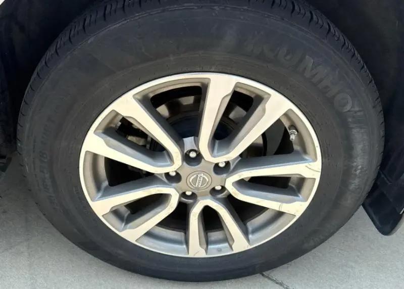 Nissan Pathfinder SL 2015