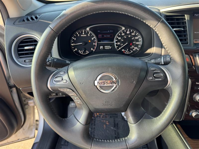 Nissan Pathfinder SL 2015