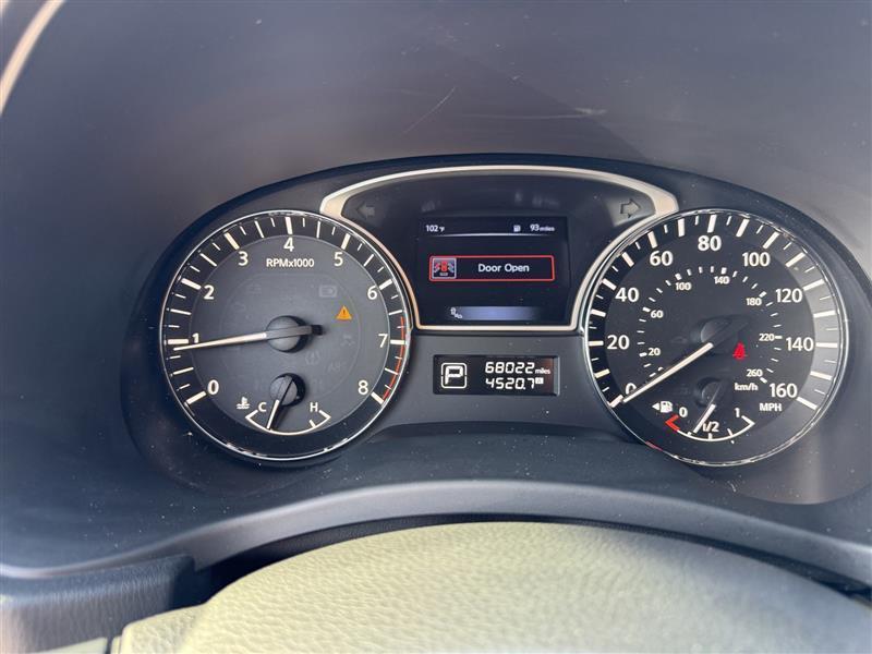 Nissan Pathfinder SL 2015