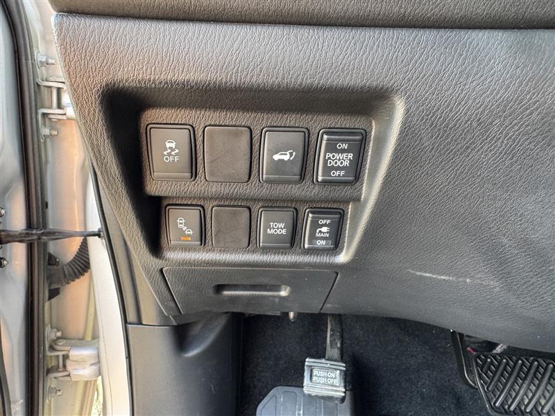 Nissan Pathfinder SL 2015