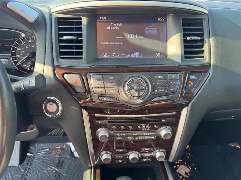 Nissan Pathfinder SL 2015