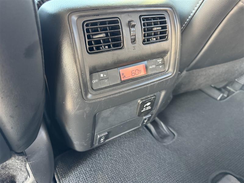 Nissan Pathfinder SL 2015