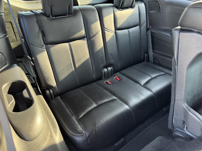 Nissan Pathfinder SL 2015