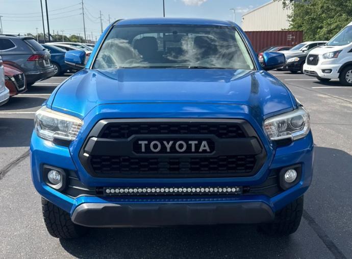 Toyota Tacoma SR5 Double Cab 4WD V6 2016