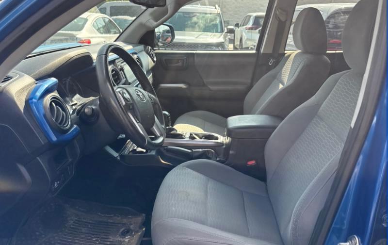 Toyota Tacoma SR5 Double Cab 4WD V6 2016