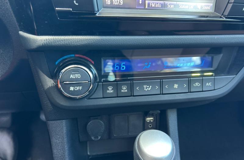 Toyota Corolla L 2016