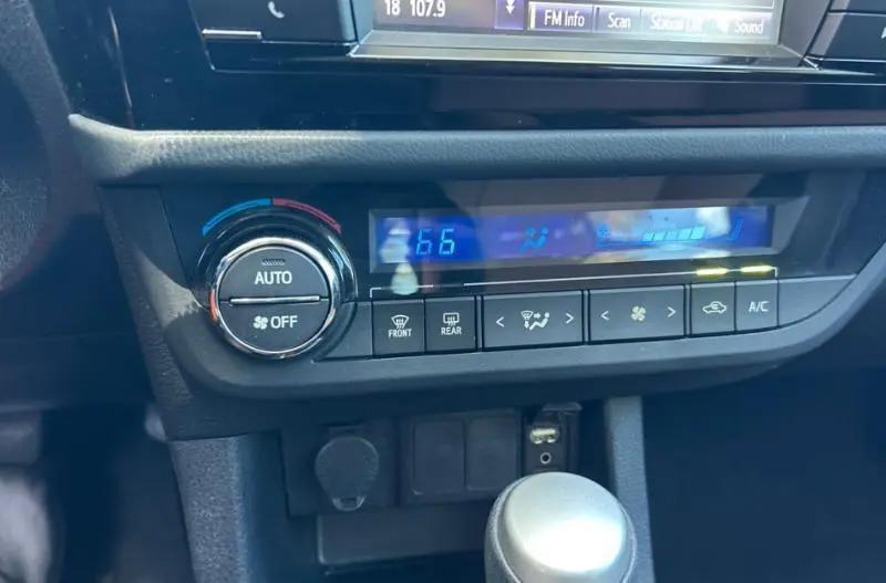 Toyota Corolla L 2016