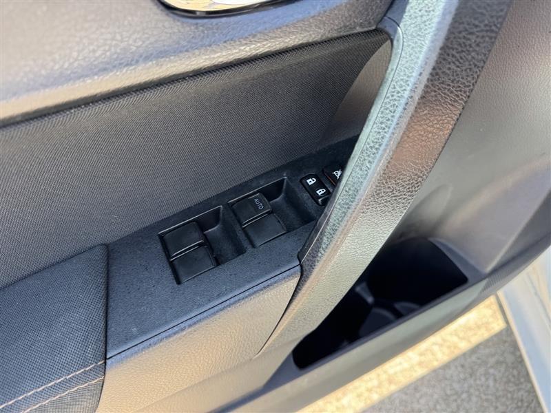 Toyota Corolla L 2016