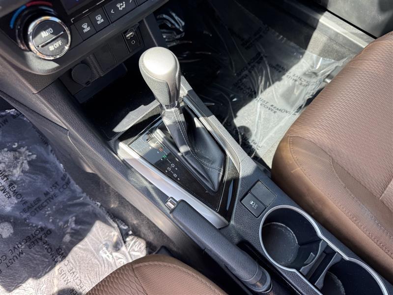 Toyota Corolla L 2016