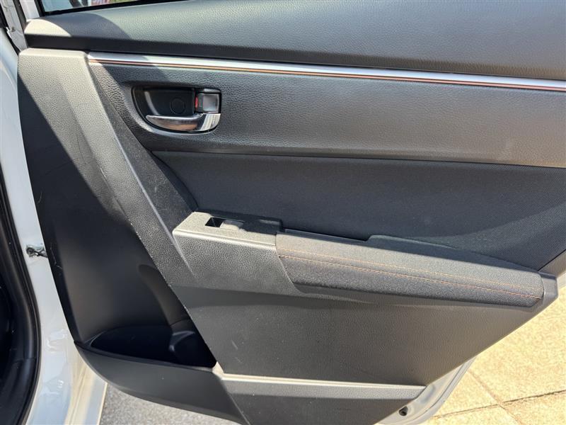 Toyota Corolla L 2016