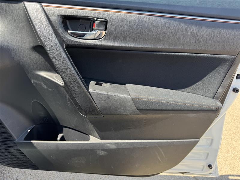 Toyota Corolla L 2016