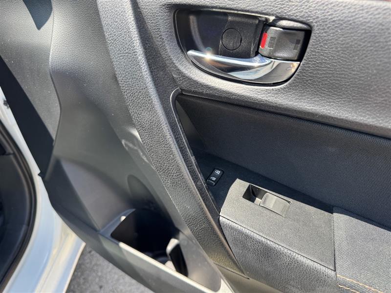 Toyota Corolla L 2016