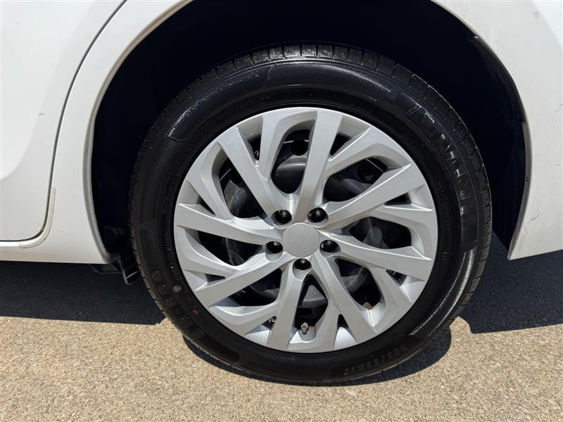 Toyota Corolla L 2016