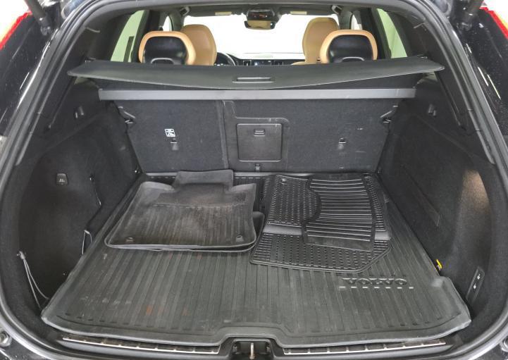 Volvo XC60 T6 Momentum AWD 2019