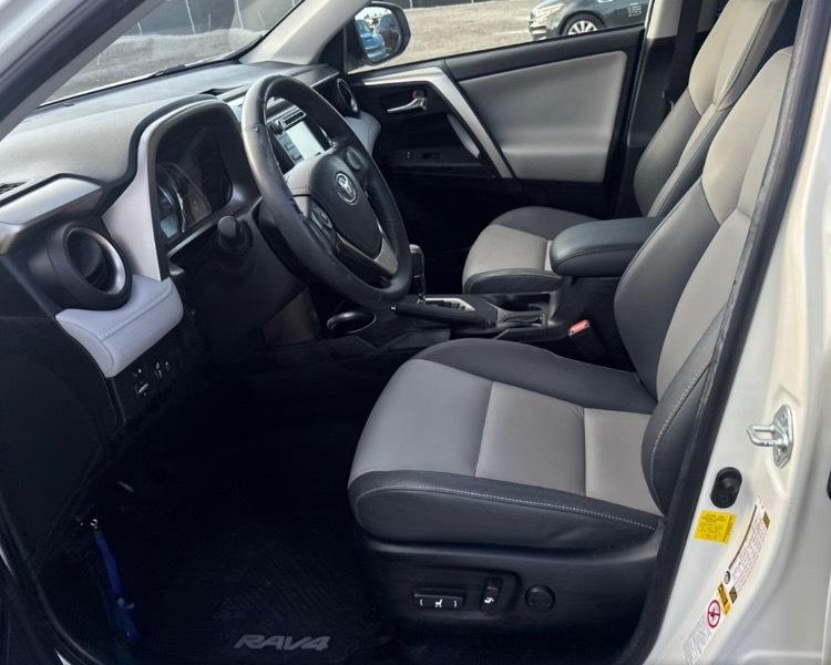 Toyota RAV4 Limited FWD 2014