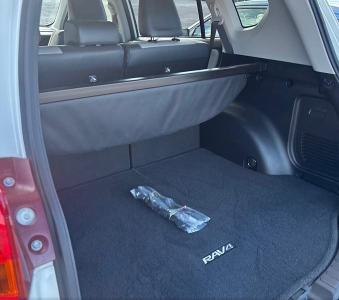 Toyota RAV4 Limited FWD 2014