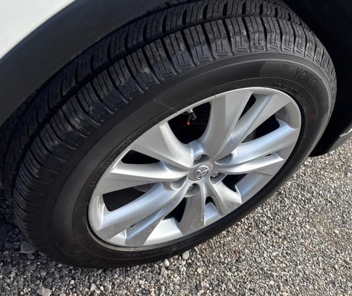 Toyota RAV4 Limited FWD 2014