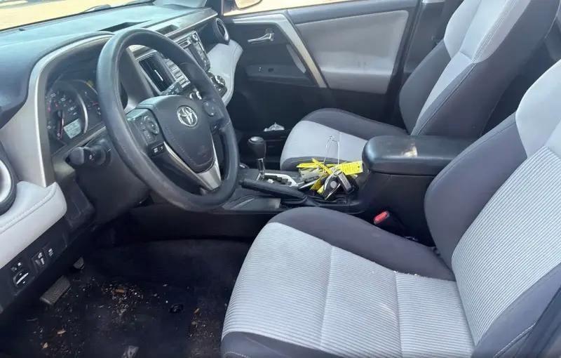 Toyota RAV4 XLE FWD 2014