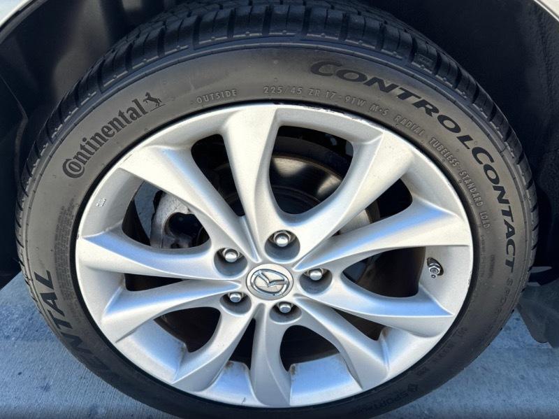Mazda MAZDA3 s Sport 5-Door 2010