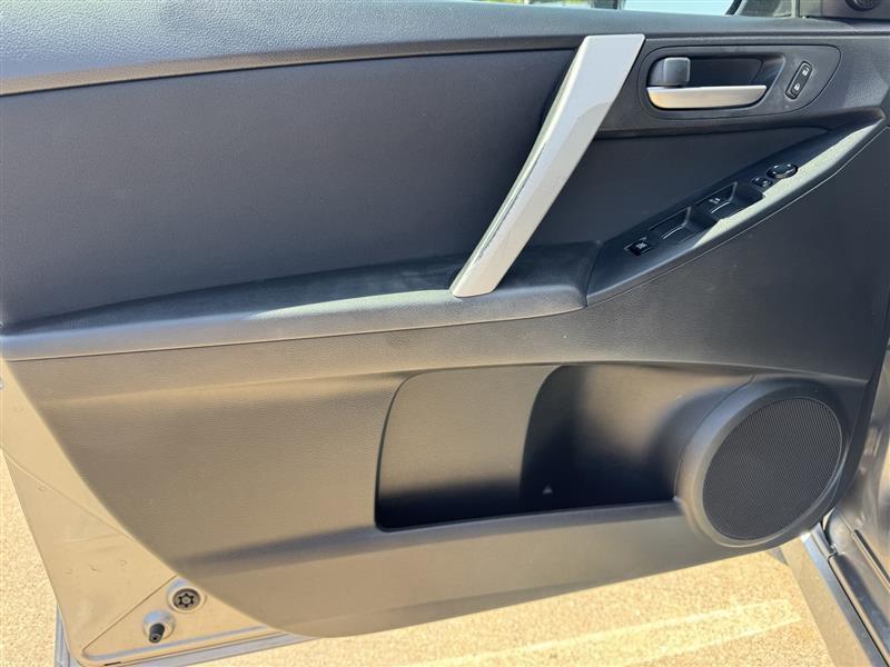 Mazda MAZDA3 s Sport 5-Door 2010