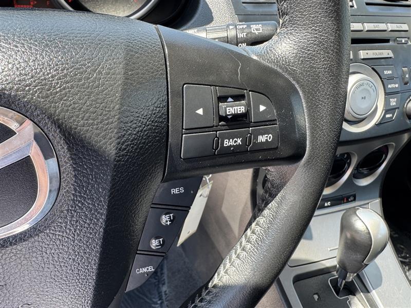 Mazda MAZDA3 s Sport 5-Door 2010